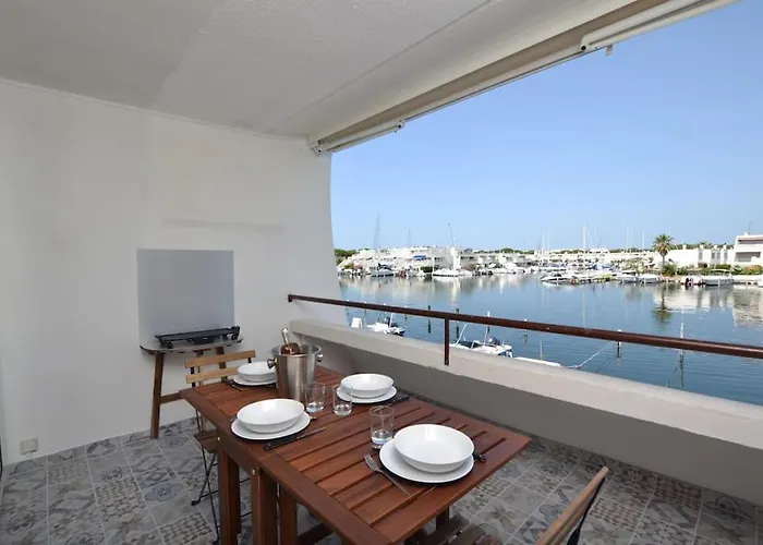 Marina Des Camarguaises - Vue Port - 6 Personnes - Climatisation - Wifi - Parking 아파트 *